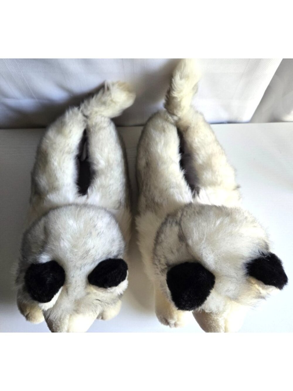 Beverberry Fuzzy Wolf  Women's Slippers Size W 7-9 - Picture 7 of 8